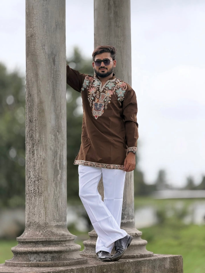 Embroidered Ethnic Kurta