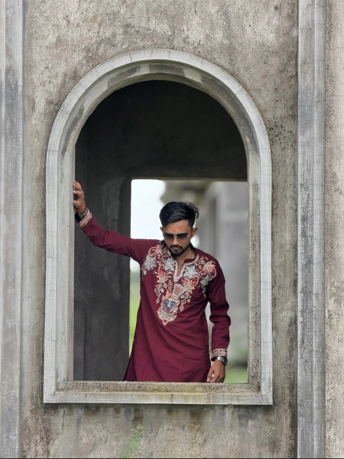 Embroidered Ethnic Kurta