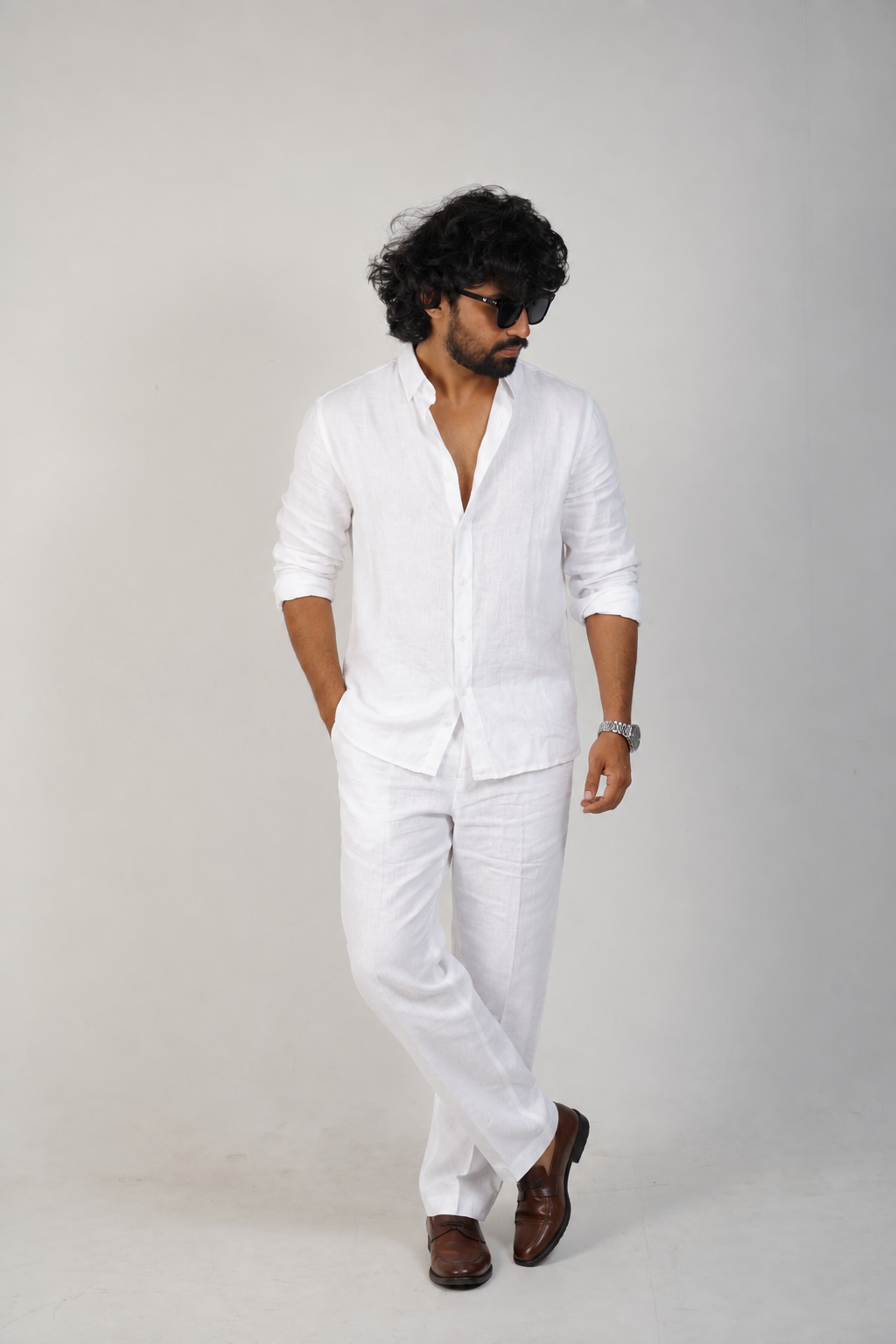 The Premium Edition Linen Pair